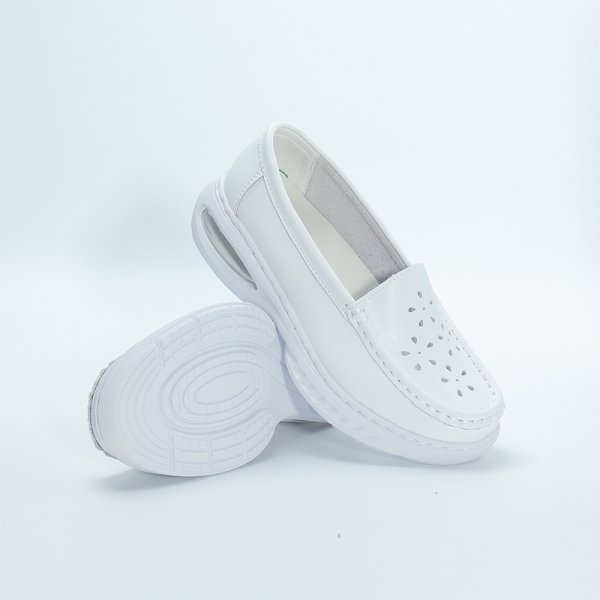 Nurse shoes for women, cowhide, breathable, soft sole, comfortable and not tiring for feet 2316